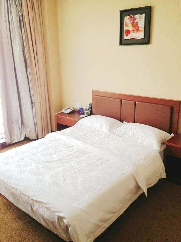 Mo'Er Holiday Hotel Нантонг Екстериор снимка