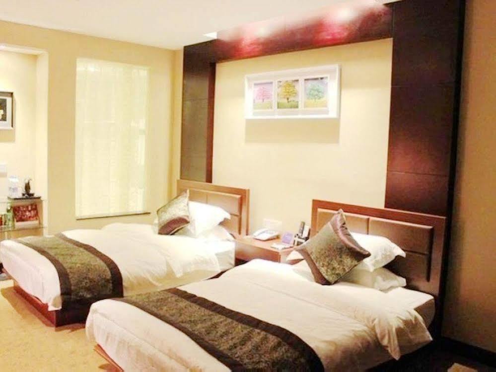 Mo'Er Holiday Hotel Нантонг Екстериор снимка