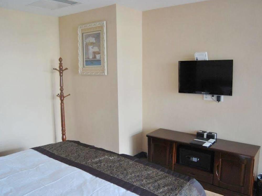 Mo'Er Holiday Hotel Нантонг Екстериор снимка