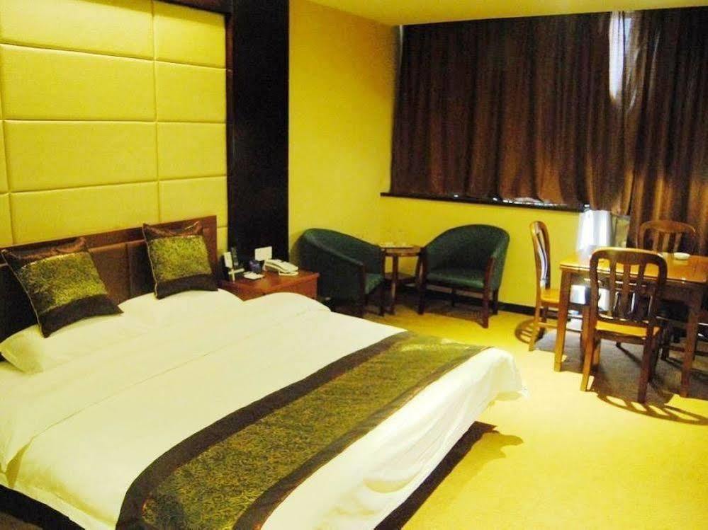 Mo'Er Holiday Hotel Нантонг Екстериор снимка